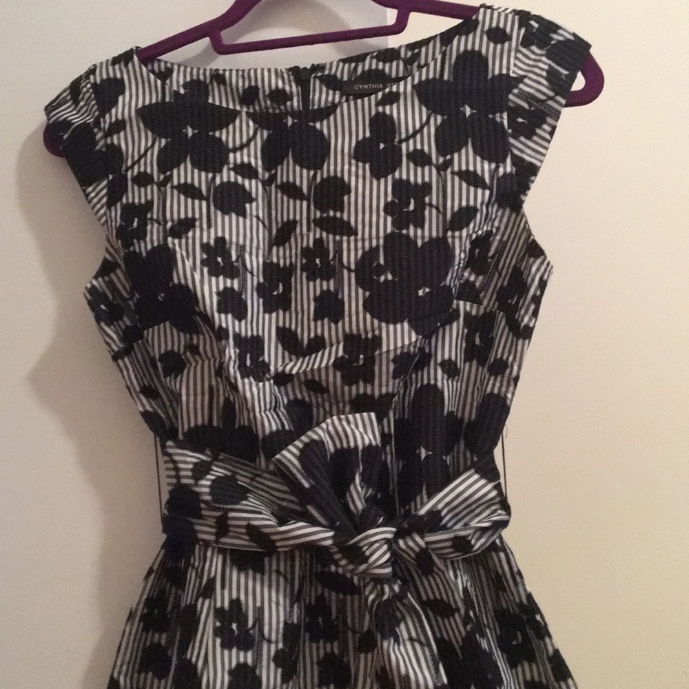 Cynthia Steffe women’s dress size 4 new with tag
